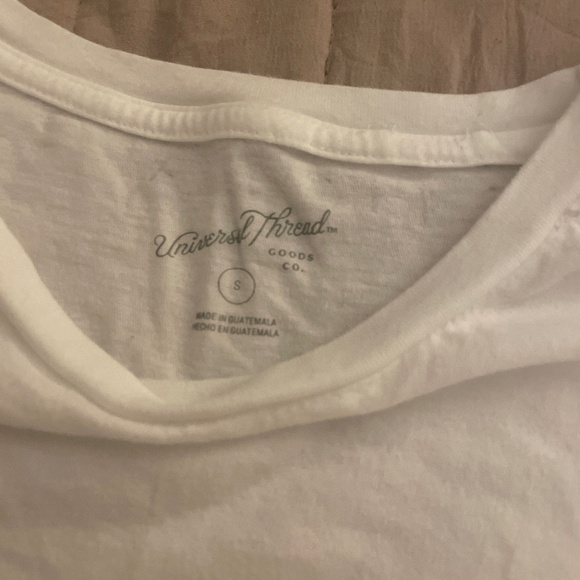 white simple tee - Picture 2 of 2